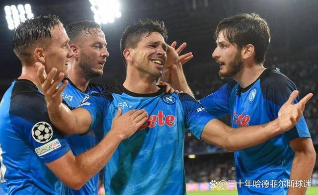 冠军联赛淘汰赛对阵揭晓，强强碰撞引发球迷热议的简单介绍